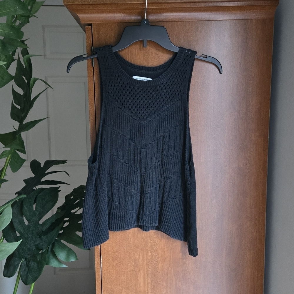 American Eagle Outfitters Black Knit Tank Top Small